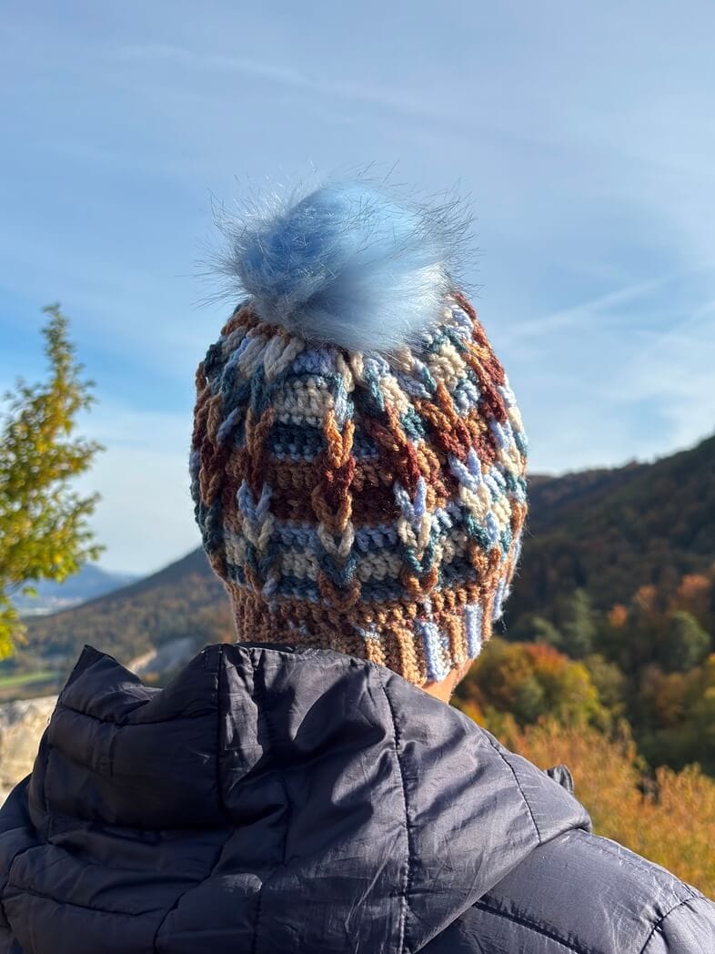 Kvačkane kape vzorec kite - slika 20